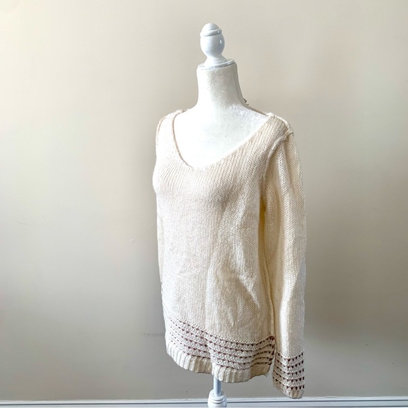 NWT - LC Lauren Conrad-  Cream V-Neck Women's Sweater - Small - Picture 1 of 11